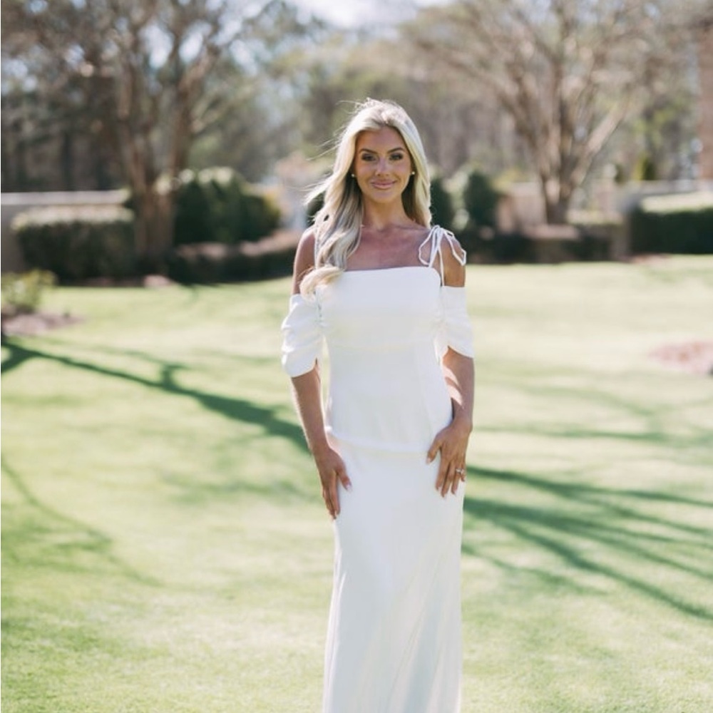 These Three Boutique White Off-Shoulder Maxi Dress - Picture 2 of 4